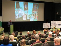 Wystawa „Bądź paletą barw w życiu innych ludzi…” w  Koszalińskiej Bibliotece Publicznej - fot. Paula