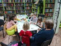 Uczestnicy podczas gry