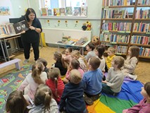 Czytanie książki pt.