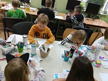 Dzieci podczas warsztatów