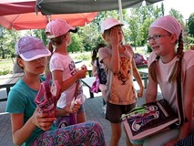 WYCIECZKA NAD RZECZKĘ