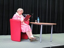 Ojczysty i wakacje, czyli Gwiazdy w bibliotece