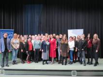 Uczestnicy powiatowej konferencji o bibliotekach gminnych powiatu koszalińskiego