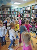 BAWIMY SIĘ W BIBLIOTECE