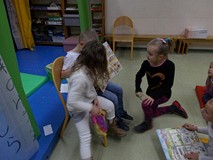 Maluchy w Bibliotece