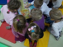 Maluchy w Bibliotece