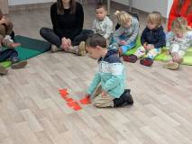 Gra jesienna dla dzieci