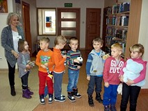 WSZYSCY KOCHAMY MISIE