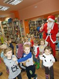 Święty Mikołaj w bibliotece