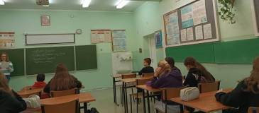 Rozmowa o przydziale do domów Hogwartu. 