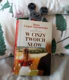 Na zdjęciu książka W ciszy twoich słów