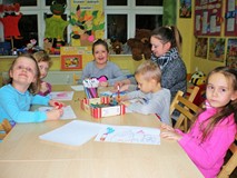 KLUB PRZYJACIÓŁ BIBLIOTEKI - DZIWNE BAJKI - CZYLI MOŻNA MYŚLEĆ I WIDZIEĆ INACZEJ