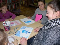 KLUB PRZYJACIÓŁ BIBLIOTEKI - DZIWNE BAJKI - CZYLI MOŻNA MYŚLEĆ I WIDZIEĆ INACZEJ