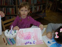 KLUB PRZYJACIÓŁ BIBLIOTEKI - DZIWNE BAJKI - CZYLI MOŻNA MYŚLEĆ I WIDZIEĆ INACZEJ