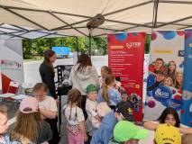 Stoisko TEB Edukacja Koszalin podczas pikniku towarzyszącego obchodom Dni Koszalina cieszyło się duż