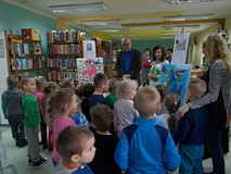 Książeczki, uśmiechy, rozmowy