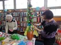 Wielkanoc w bibliotece