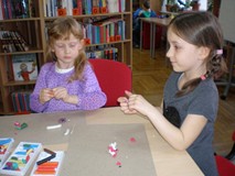 KLUB PRZYJACIÓŁ BIBLIOTEKI - ZWIERZYNIEC BUDZI SIĘ PO ZIMIE