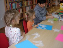 KLUB PRZYJACIÓŁ BIBLIOTEKI I BOCIANY