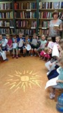 Stokrotki w bibliotece