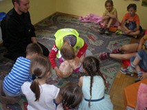 TYDZIEŃ BIBLIOTEK - „CIEKAWI GOŚCIE W BIBLIOTECE - PAN STRAŻAK”