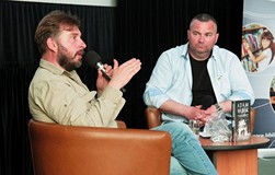 Spotkanie z Adamem Wajrakiem