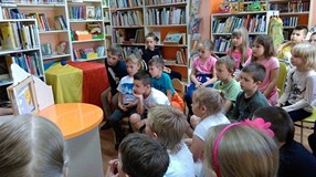 Wiosenna przygoda z teatrzykiem Kamishibai