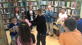 Zajęcia wakacyjne w bibliotece