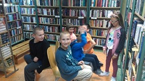 Zajęcia wakacyjne w bibliotece