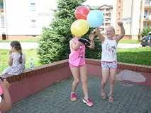 BEZPIECZNE WAKACJE