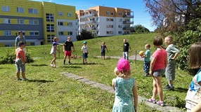 Wakacje z biblioteką i „Pomysłowa Fabryka”
