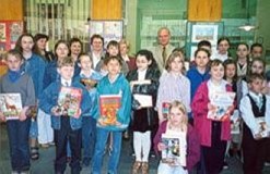 Zwycięzcy Powiatowego Konkursu Plastycznego „Przygody i podróże bohaterów Kornela Makuszyńskiego”