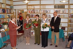 Od lewej: Janina Krasucka - zastępca dyrektora KBP, Ewa Rybak, Grażyna Wójcik, Małgorzata Hodyńska, 