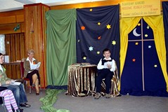 Jeden z mistrzów pięknego czytania czyta przygotowany tekst