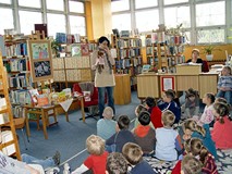 Spotkanie z Roksaną Jędrzejewską-Wróbel w Filii nr 12