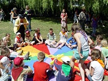 Festyn inaugurujący „Bezpieczne Wakacje” w Koszalińskiej Bibliotece Publicznej