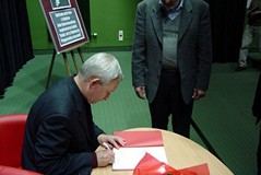 Ks. Henryk Romanik w Koszalińskiej Bibliotece Publicznej