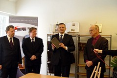 Przekazanie Encyklopedii Olgerbranda Koszalińskiej Bibliotece Publicznej