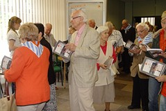 Promocja wspomnień byłych więźniów obozów koncentracyjnych w Koszalińskiej Bibliotece Publicznej