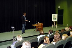 Spotkanie z Michałem Rusinkiem w Koszalińskiej Bibliotece Publicznej