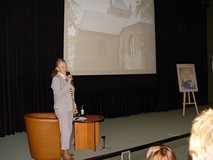 Janina Kochanowska w  Koszalińskiej Bibliotece Publicznej