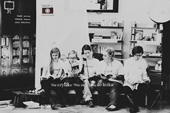 Wystawa zdjęć „Nie czytasz? Nie idę z tobą do łóżka!” w bibliotece koszalińskiej