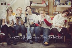 Wystawa zdjęć „Nie czytasz? Nie idę z tobą do łóżka!” w bibliotece koszalińskiej