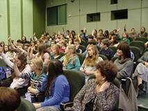 Barbara Ciwoniuk w ramach akcji „Nastolatki w Bibliotece” w Koszalińskiej Bibliotece Publicznej