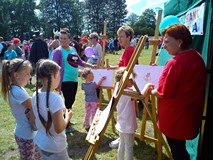 Happening czytelniczy w Centrum Kultury i Bibliotece Publicznej Gminy i Miasta Sianów