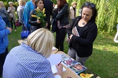 Literacko-muzyczne Garden Party w Filii nr 9 Koszalińskiej Bibliotece Publicznej