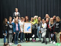 Nastolatki w Bibliotece czyli gimnazjaliści z Katarzyną Majgier w Koszalińskiej Biblioteki Publiczne