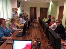 Kurs komputerowy dla seniorów w polanowskiej bibliotece