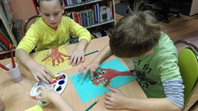 Piątkowe spotkania w bibliotece