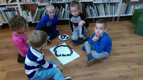 Złoty liść Krasnoludka Bajkodłubka